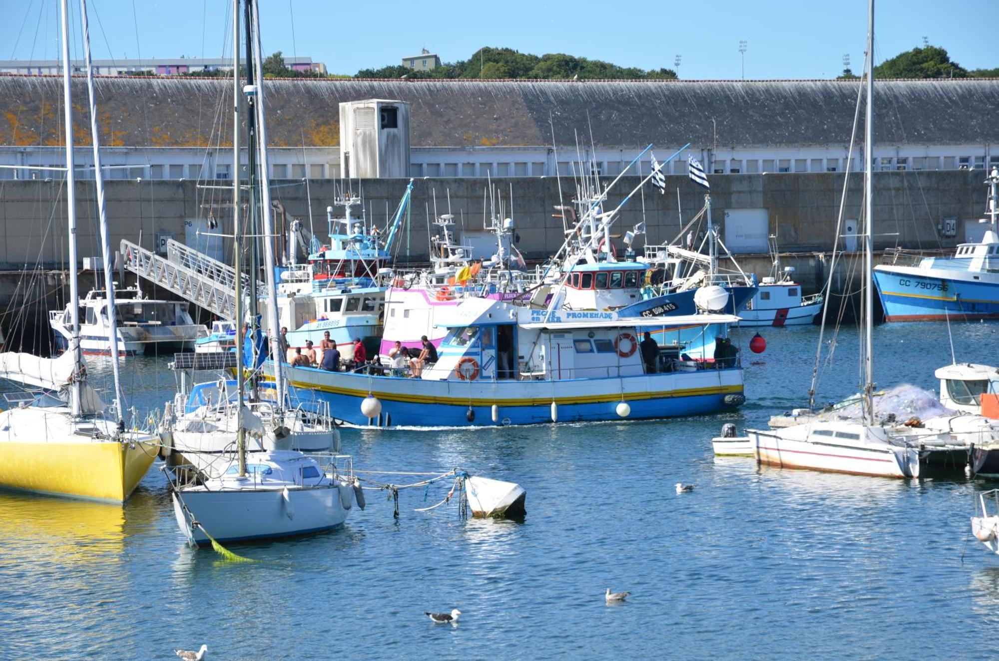 Votre Vue, La Mer, Les Bateaux !!! Wir Sprechen Flieben Deutsch, Touristentipps, We Speak English Daire Concarneau Dış mekan fotoğraf